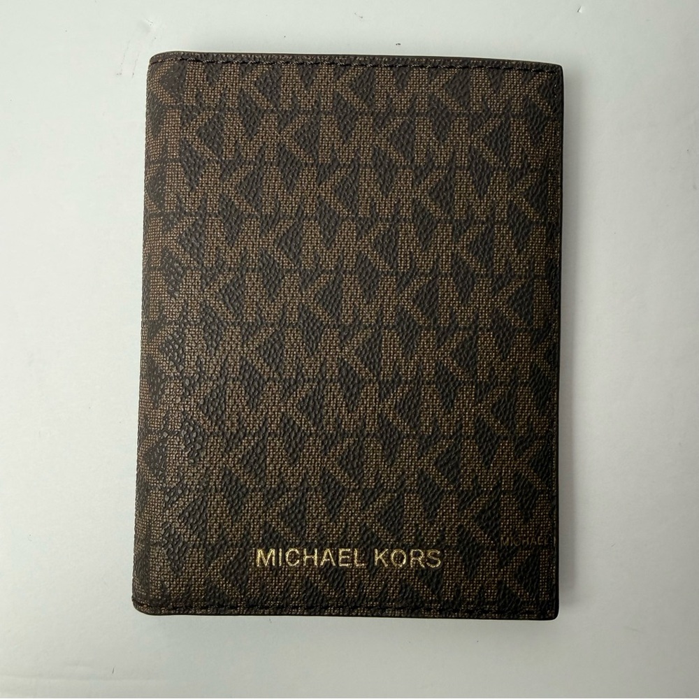 Michael Kors Signature Brown Card Holder